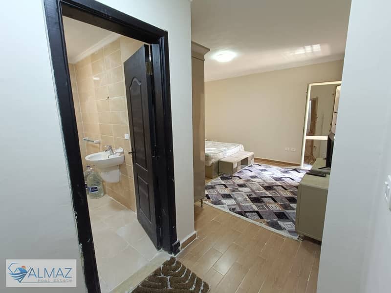 6 WhatsApp Image 2025-12-01 at 11.21. 49 AM. jpeg