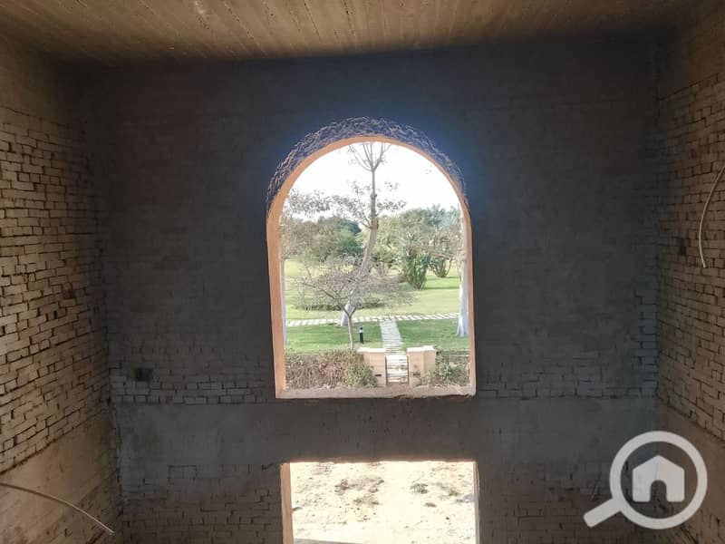 24 dbdc5e19-0125-4a85-98e0-6f0d0e6a5c76. jpeg