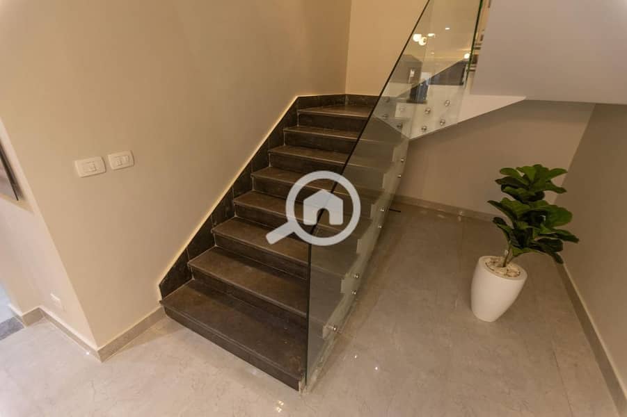 6 WhatsApp Image 2025-05-14 at 12.44. 28_2ffd596c. jpg