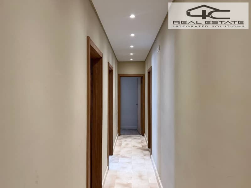 8 WhatsApp Image 2025-11-30 at 22.22. 52 (2). jpeg