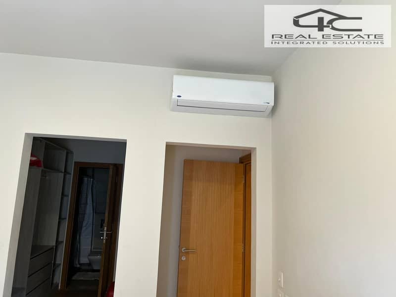 10 WhatsApp Image 2025-11-30 at 22.22. 55. jpeg