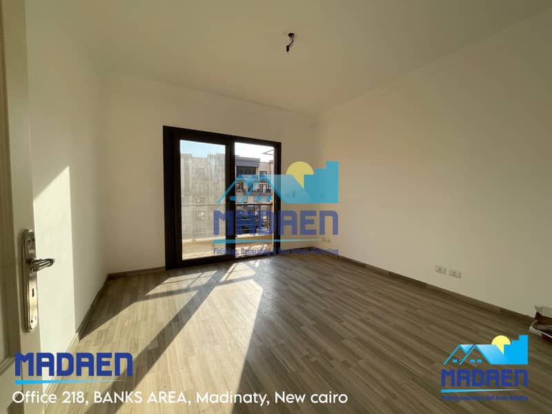 8 2D0ABA9E-84DB-407F-B174-10E50684348D. jpeg