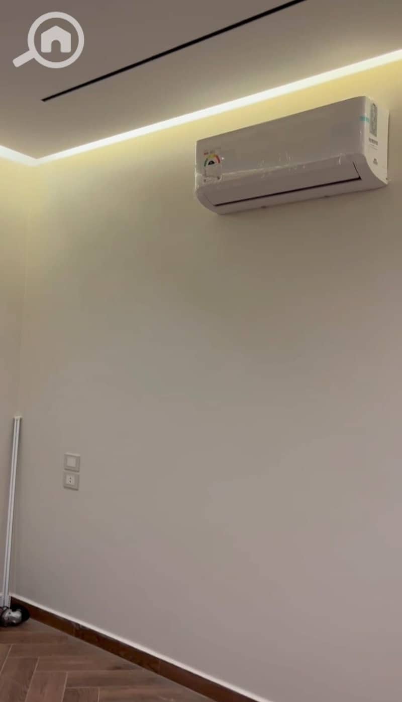 4 WhatsApp Image 2025-11-30 at 12.39. 18 PM (4). jpeg