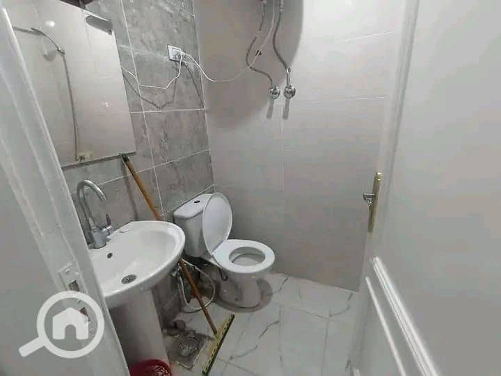 2 52b818eb-ca58-4b88-a702-a09acb83ebc9. jpg