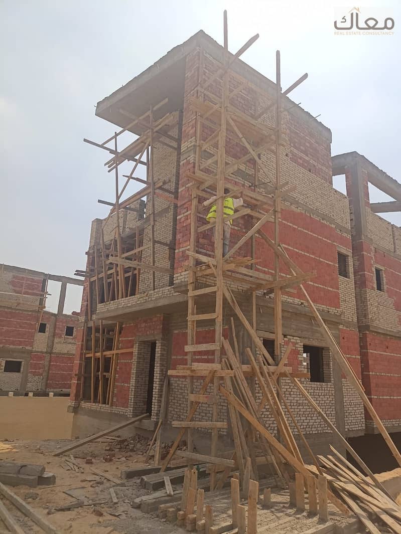 8 20782283-c905-4a62-9ea7-d9aae9e022ea. jpg