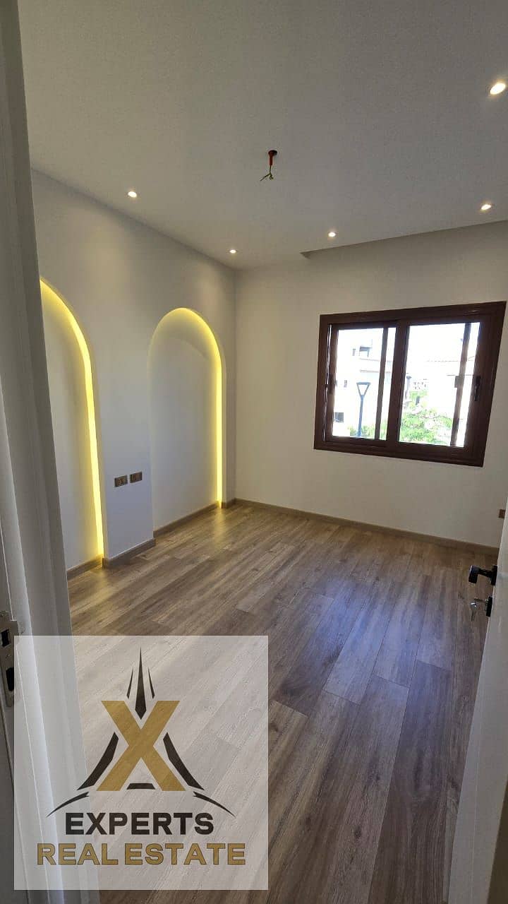 8 1568f7e6-e3ee-4f80-a04c-c94d2e2ff8cb. jpeg