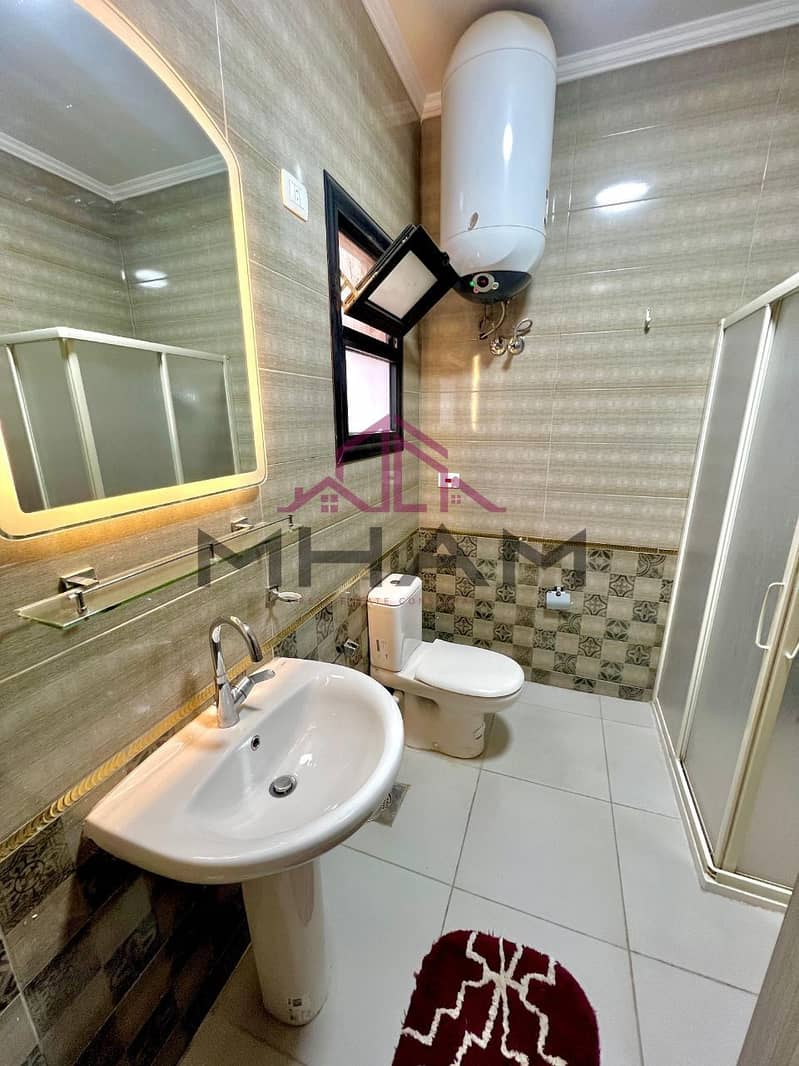 17 photo_5861623000690527264_y. jpg