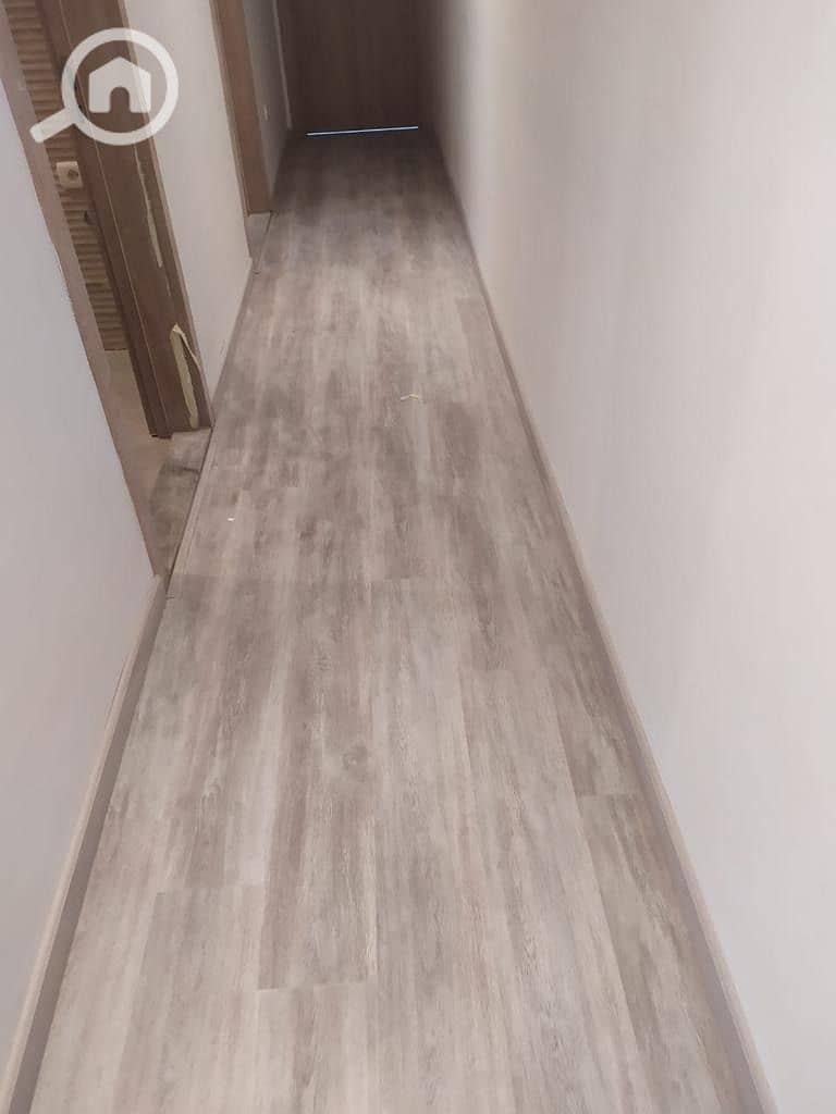 7 ab1fc418-ac36-49b7-aa4e-e0a4e2f4e975. jpeg