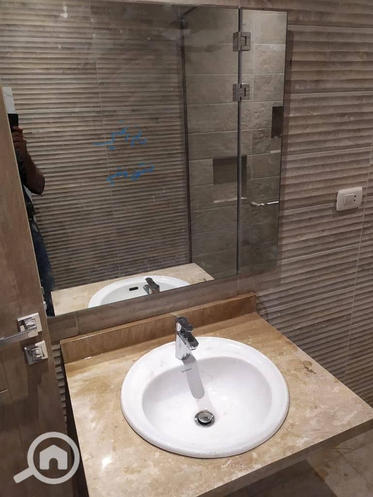 11 b5086e17-d259-4d9b-b84e-c185ef71351b. jpeg