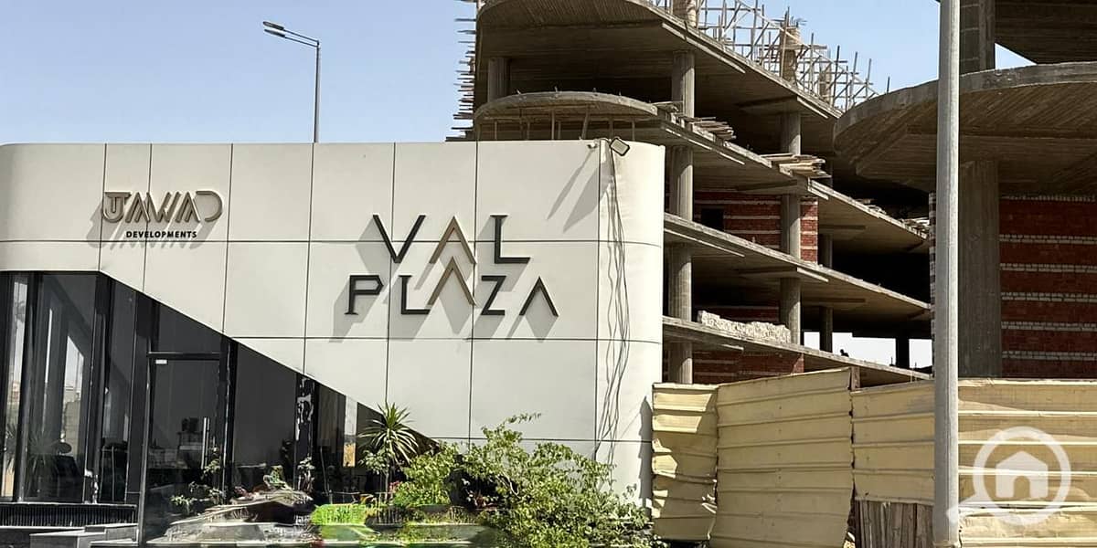 12 e760109b-528d-4cc9-9203-1e03c32bc6d0. jpg