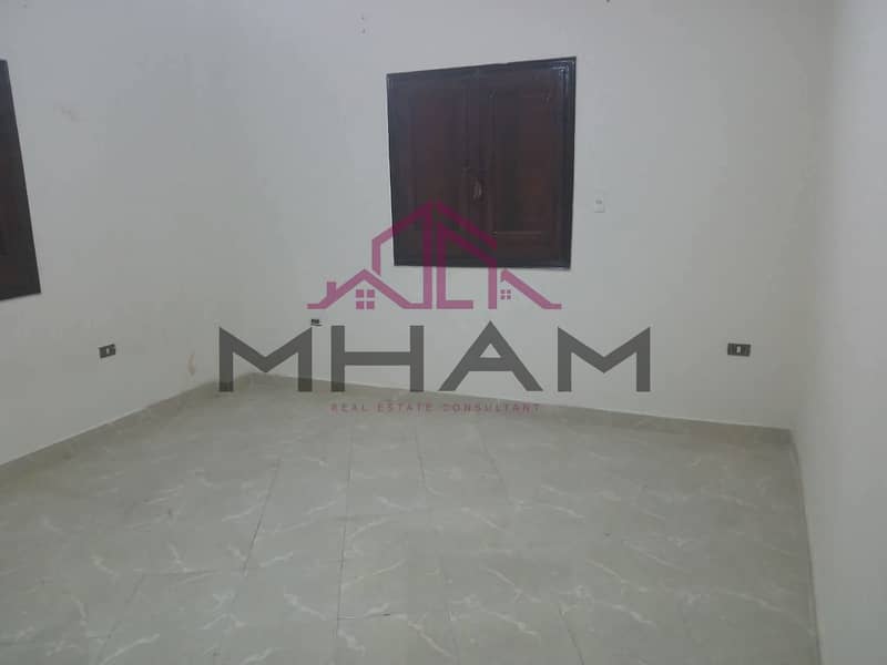 5 photo_5864221116602190766_y. jpg