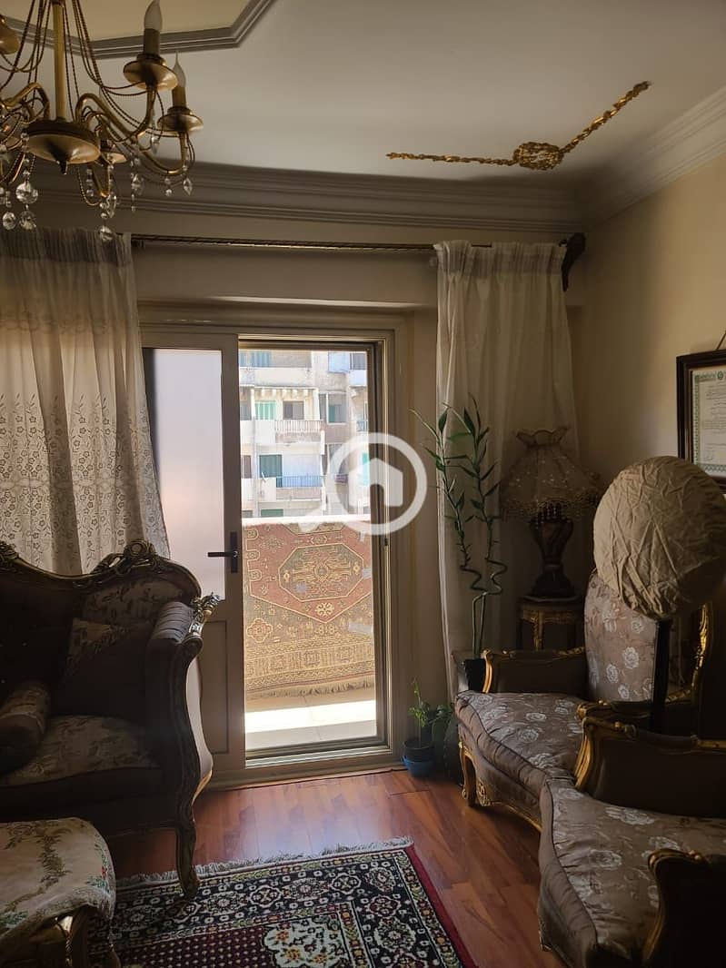 4 ce6a7e1f-0f32-4b5b-a139-250882aa9241. jpeg