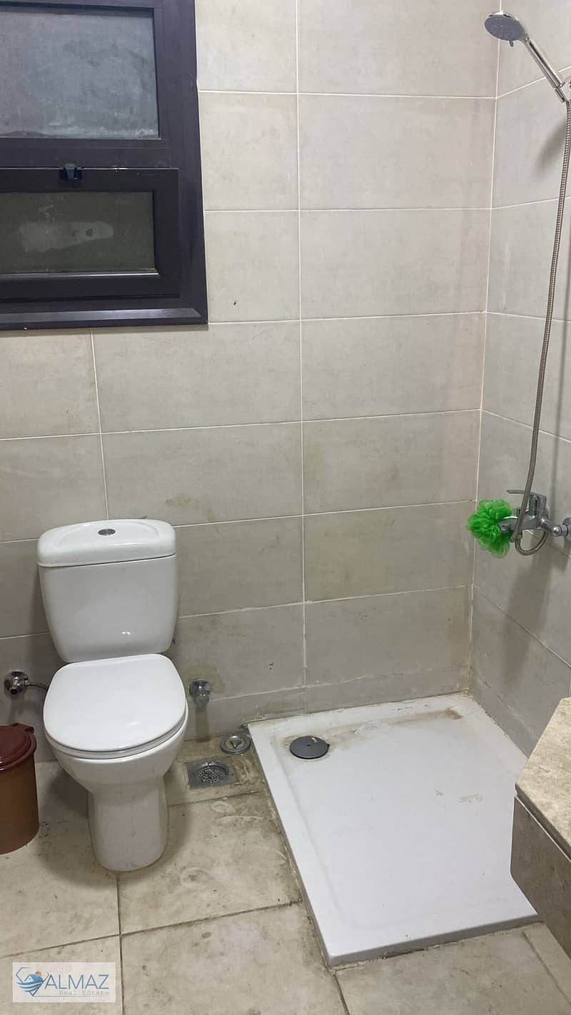 18 WhatsApp Image 2025-12-01 at 11.57. 39 AM. jpeg