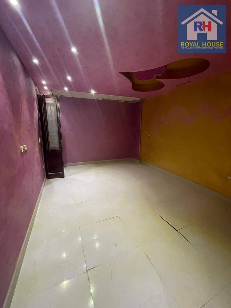 4 3d7213c6-d869-4292-9a12-e88f204d8a4e. jpeg