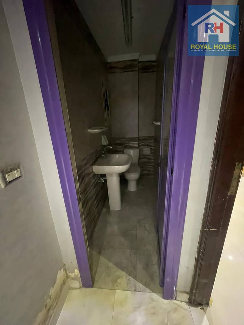 5 726979b7-9028-4be1-b5b7-4ca88ac71ed9. jpeg