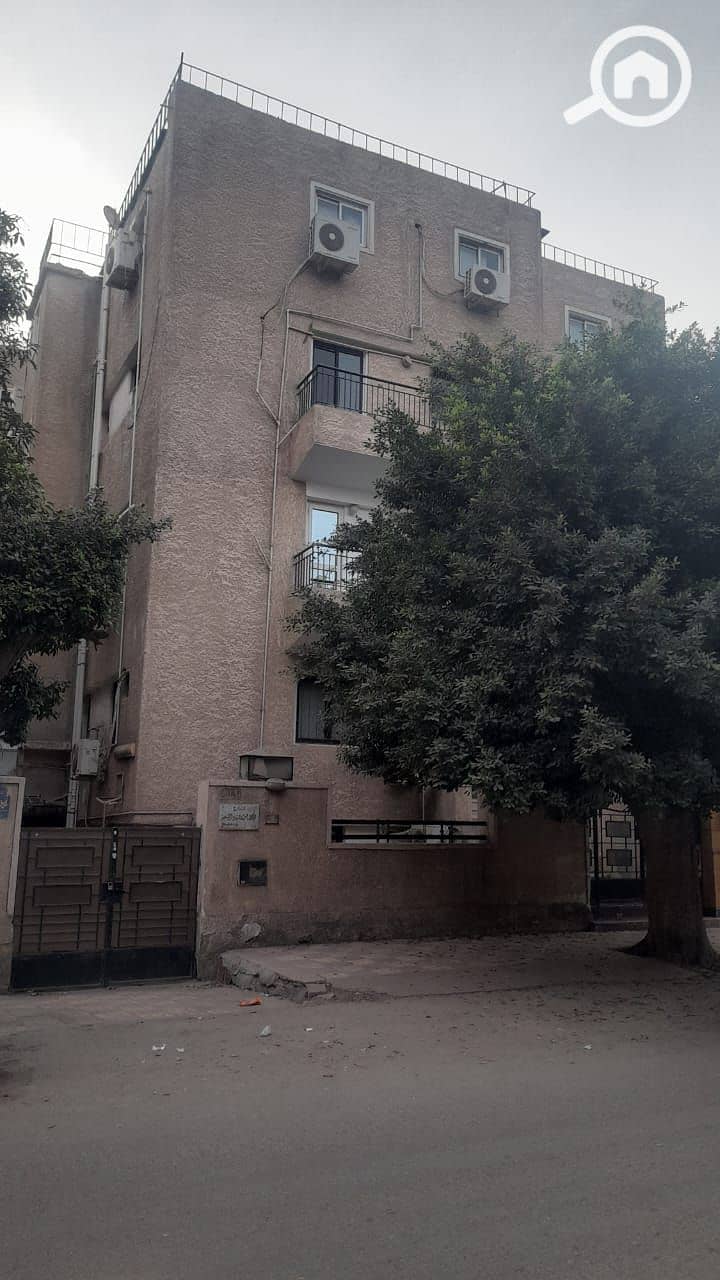 4 574d7c2d-b628-48f2-b25d-cfb9479be021. jpg