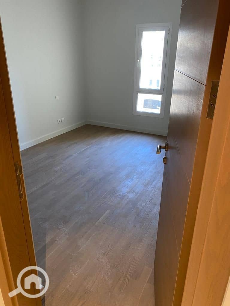 5 WhatsApp Image 2025-11-30 at 8.41. 55 AM (1). jpeg