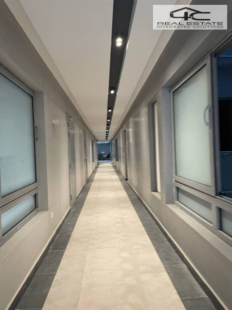 25 WhatsApp Image 2025-11-03 at 7.20. 46 PM. jpeg