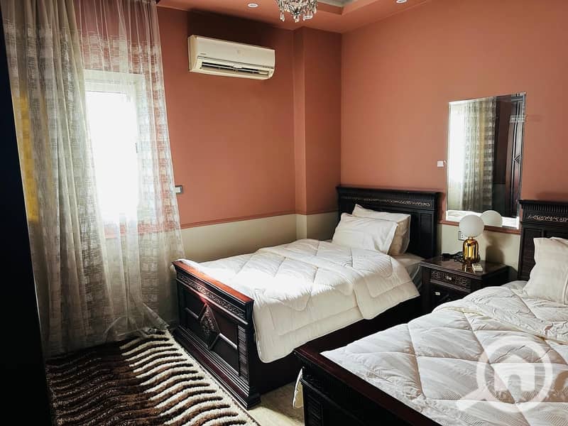 8 f7be851c-a67e-4990-ab34-647bc3a74d04. jpeg