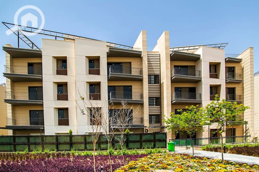 8 renditionDownload (2). jpg