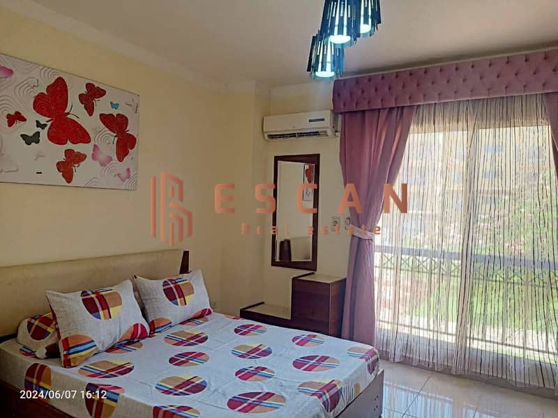 5 8ab6bf09-a5f0-433c-92a1-803dfac7af94. jpg