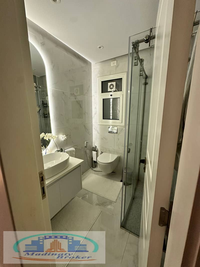 7 WhatsApp Image 2025-12-01 at 12.46. 11 PM (5). jpeg