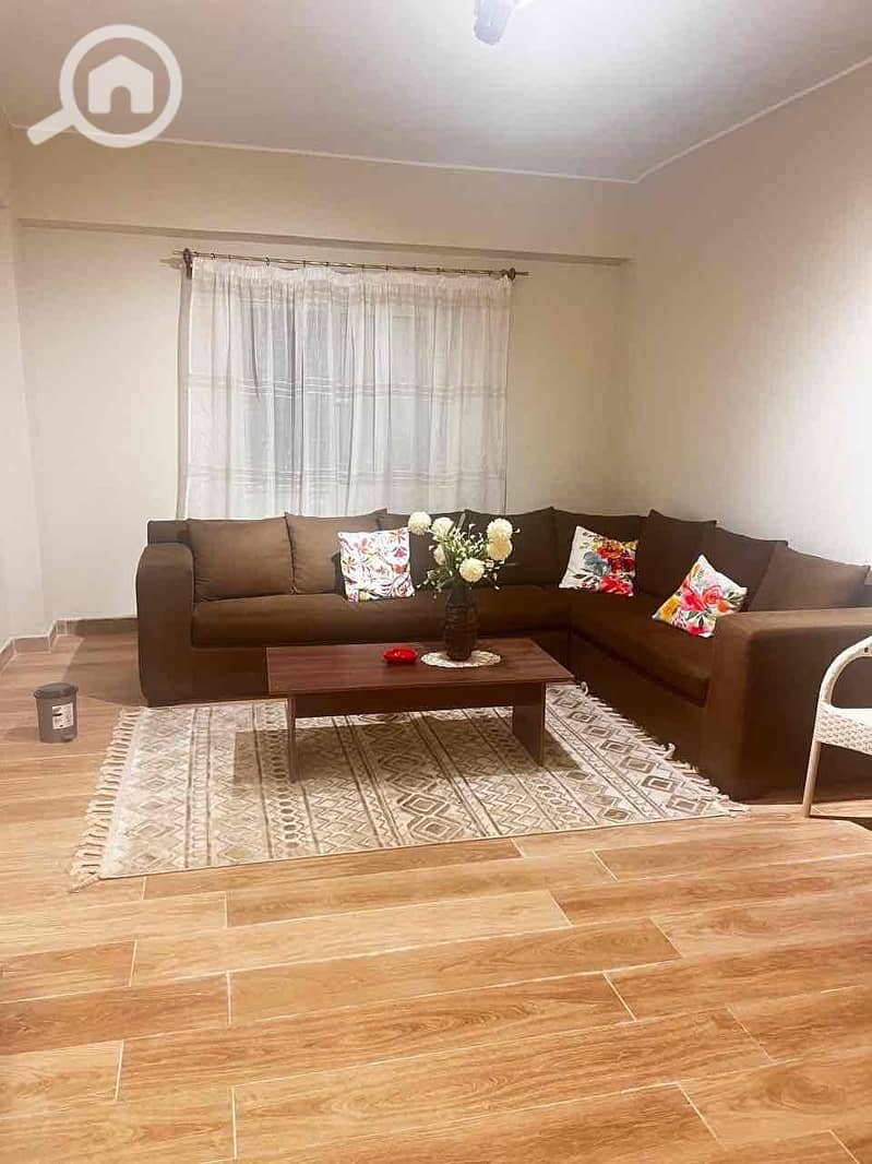 4 2211f076-1891-493f-90a4-5fbf1f7cd191. jpg