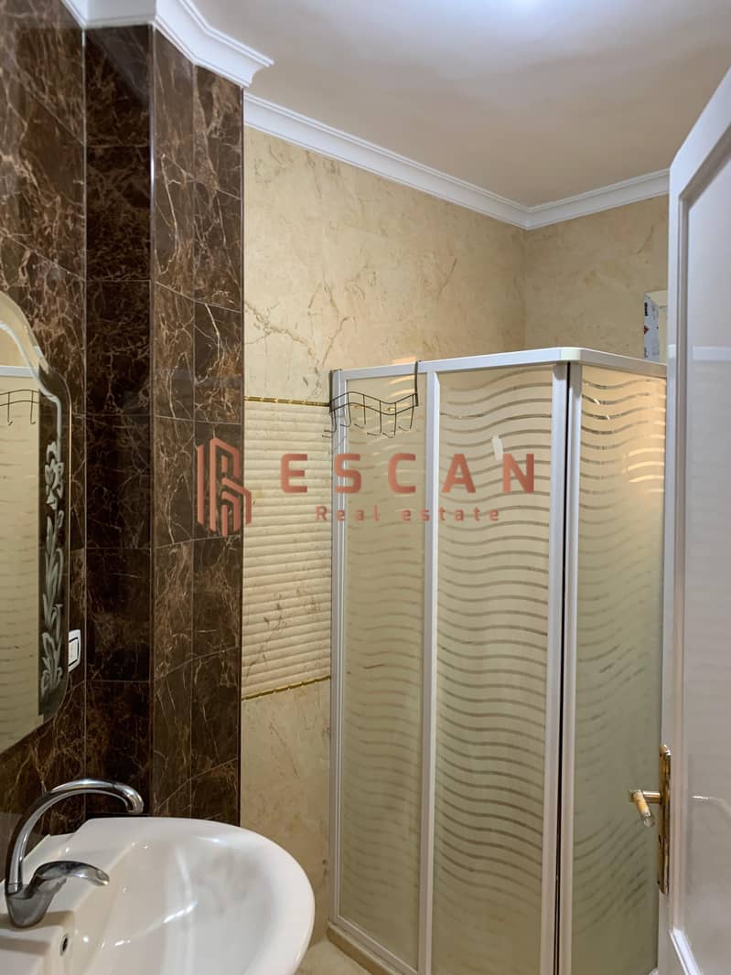 19 U807817 (10). jpg