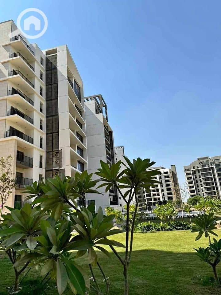 7 566379010_2267515557091242_8726798252960527202_n (1). jpg