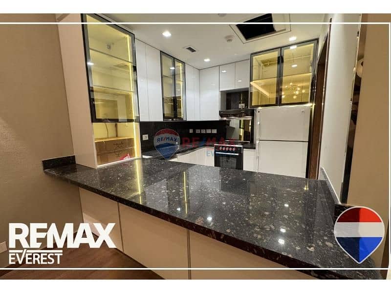 9 93ff90da-3c02-4867-b480-dc5b992869ca. jpg