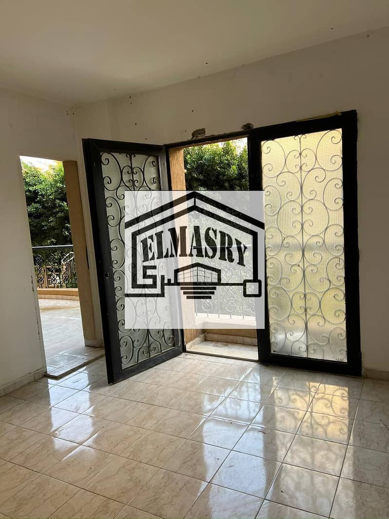 4 e6d65d19-20fe-4921-9de1-126e81b5255f. jpg