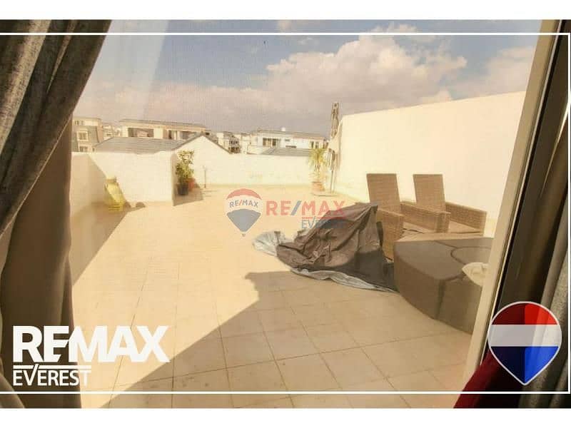 10 661d0744-ccd8-4be7-97a0-fc4f49c86248. jpg