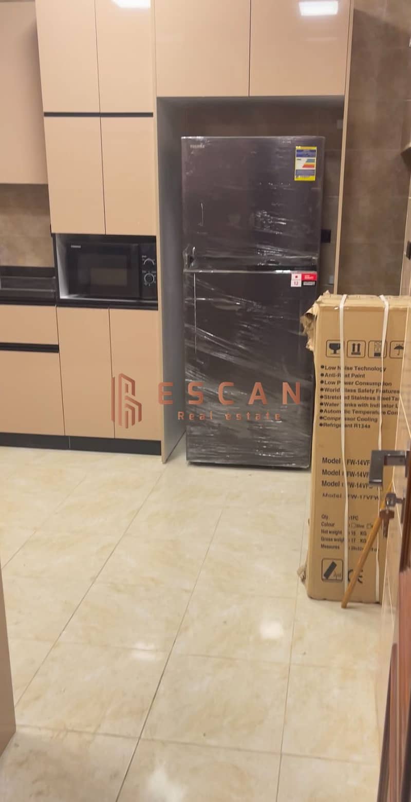 17 U136268 (11). jpg