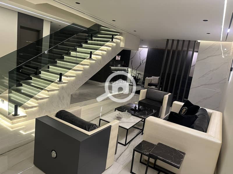 6 PHOTO-2025-11-30-12-50-19_1. jpg