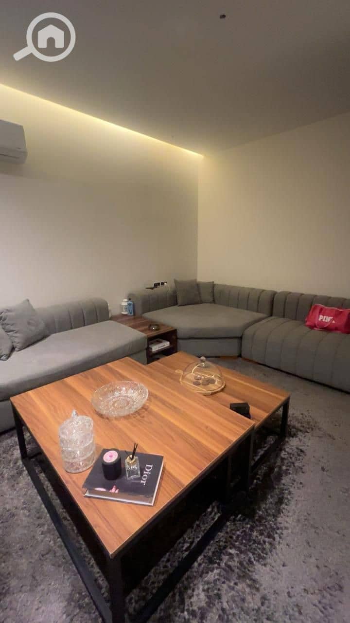 13 PHOTO-2025-11-30-12-50-21_1. jpg