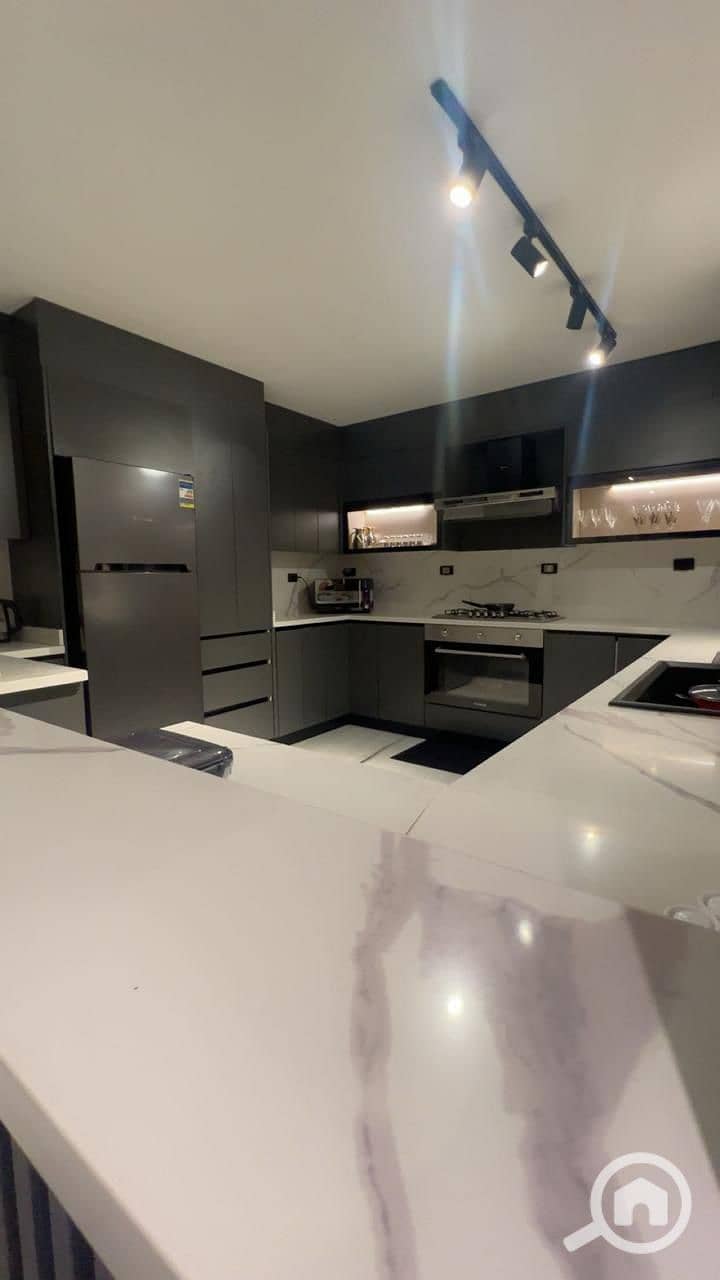 14 PHOTO-2025-11-30-12-50-21_2. jpg