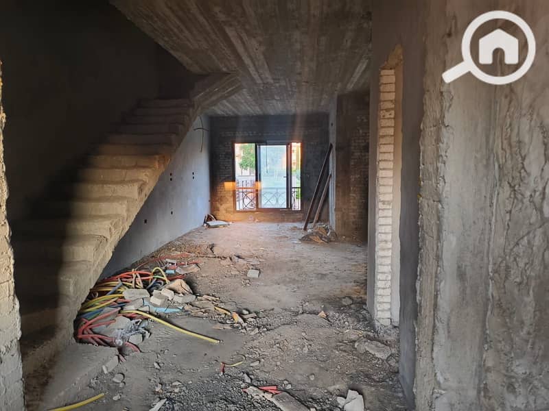 5 616c5c39-ed12-4bcb-8af0-c493b37afb0a. jpeg