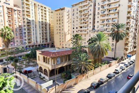 شقة 3 غرف نوم للبيع في سموحة، الإسكندرية - 1. jpg