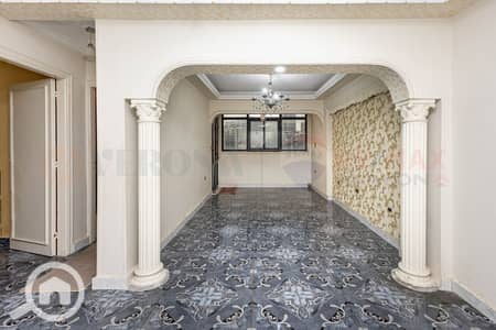 2 Bedroom Flat for Sale in Moharam Bik, Alexandria - 1. JPG