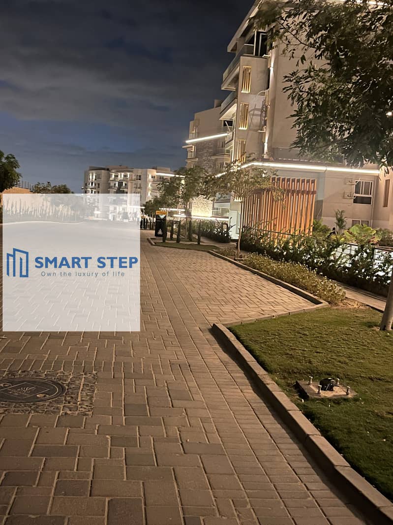 6 4100dcb5-2393-41e6-8d88-034f4c493d96. jpg