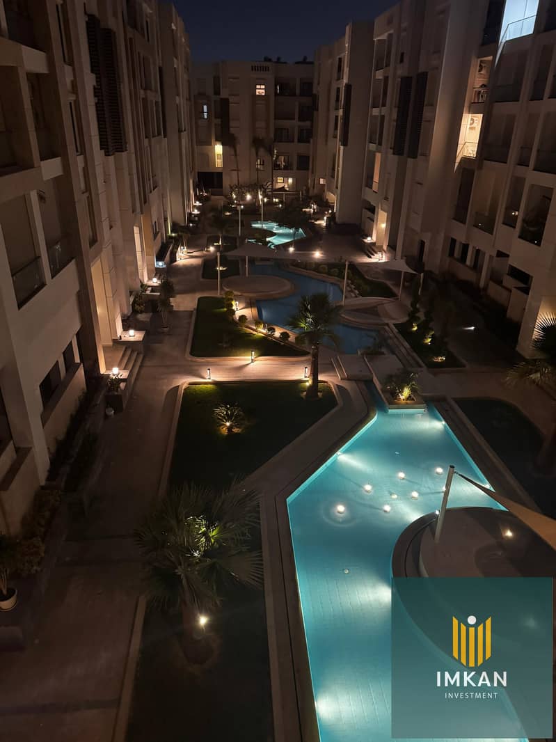 10 bd42ec70-bf94-433d-94c3-e9aae40f9926. jpg