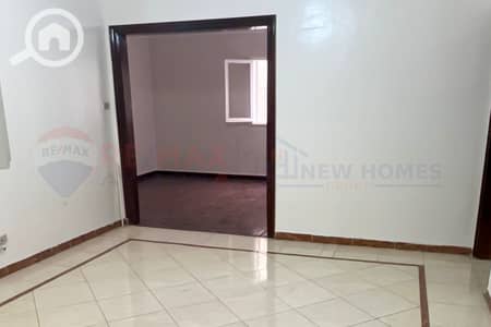 2 Bedroom Flat for Sale in San Stefano, Alexandria - 1. jpg