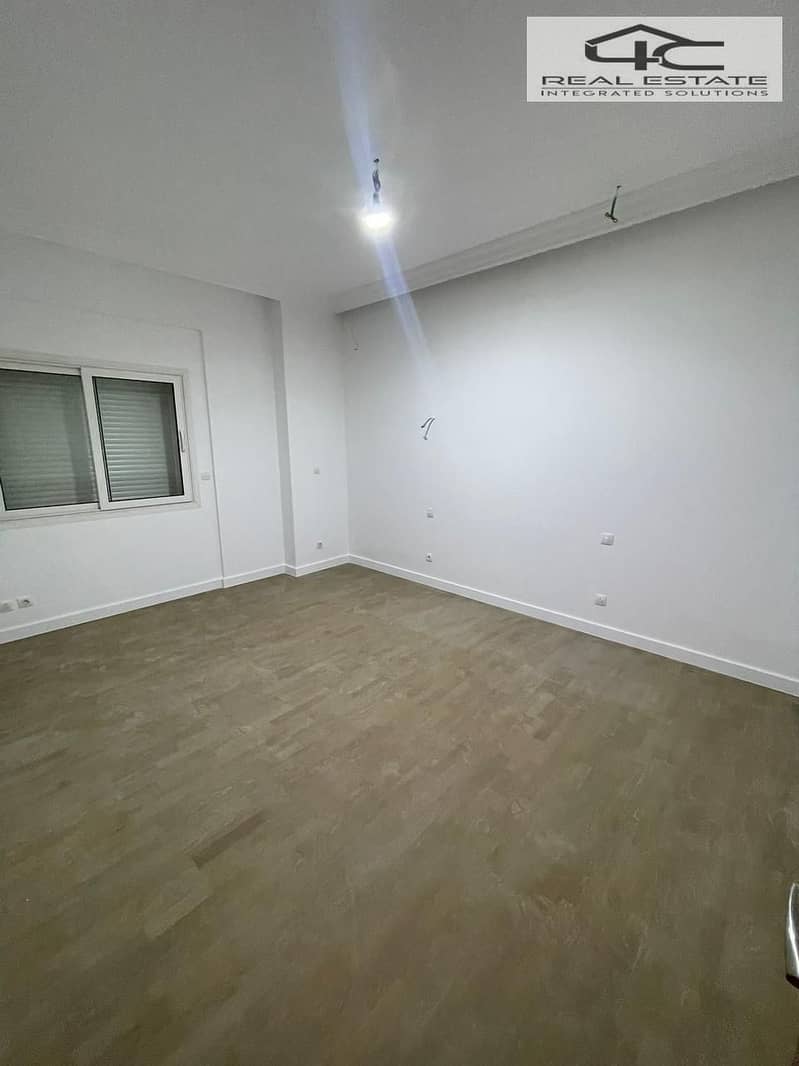 3 WhatsApp Image 2025-12-01 at 1.11. 02 PM (5). jpeg