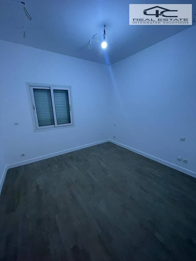 5 WhatsApp Image 2025-12-01 at 1.11. 02 PM (2). jpeg