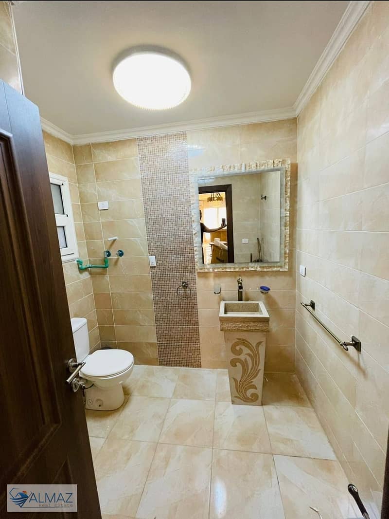 11 WhatsApp Image 2025-12-01 at 12.40. 00 PM (1). jpeg