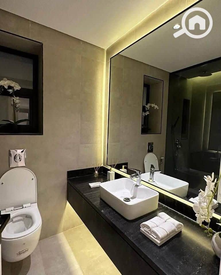 8 515069040_1100988165209890_2699961455218373608_n. jpg