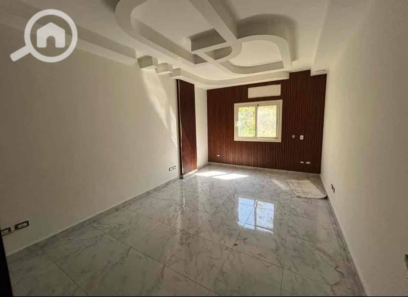 2 4c609715-5e00-4d2f-9488-b4b672492ba2. jpg