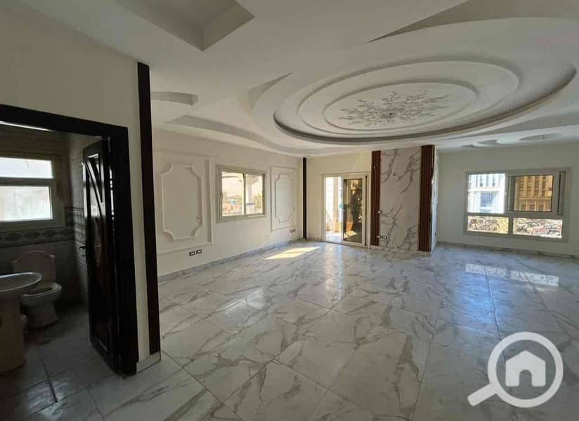 4 4bf0a000-31c6-417b-b176-dec62d97862a. jpg