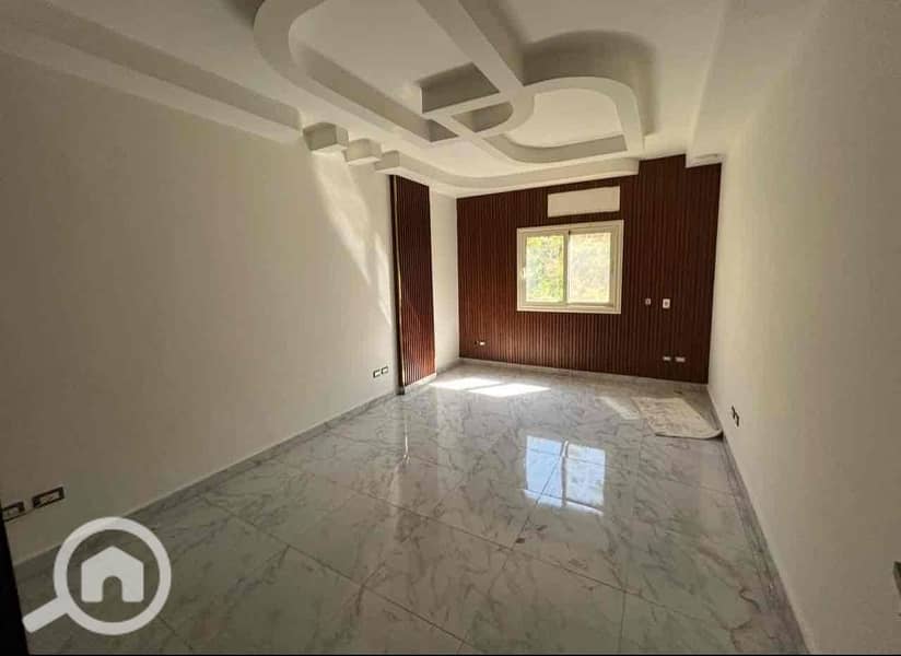 10 4c609715-5e00-4d2f-9488-b4b672492ba2. jpg