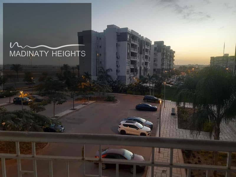 4 fec90aff-08b1-43bd-aea1-04d8791b0fd4. jpg